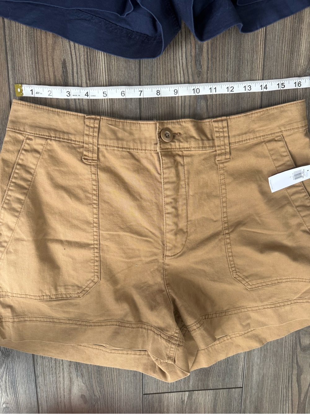 Old Navy hi rise OG Chino Navy and Khaki High-Rise Cotton Shorts Duo - Picture 8 of 13